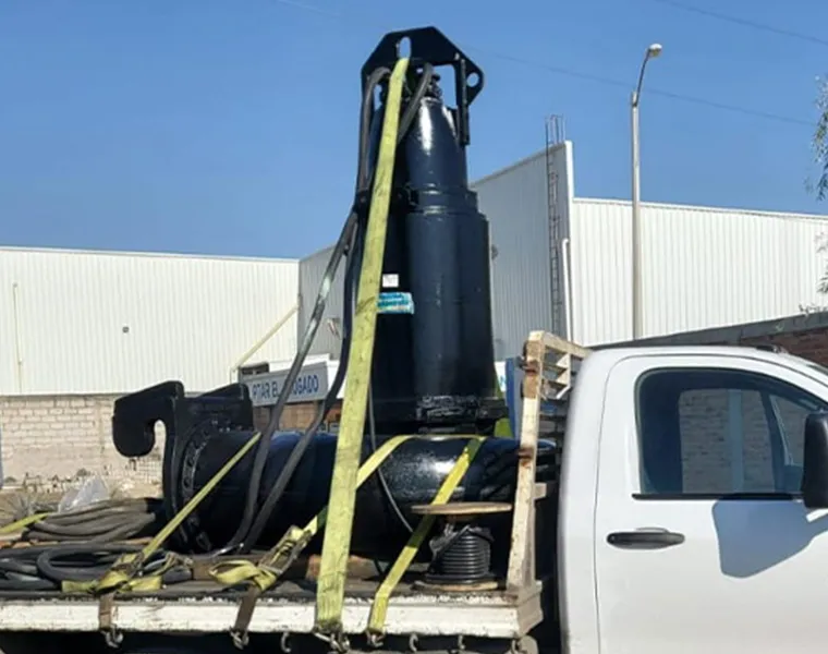 Transporte de bomba eléctrica sumergible para servicio de reparación industrial